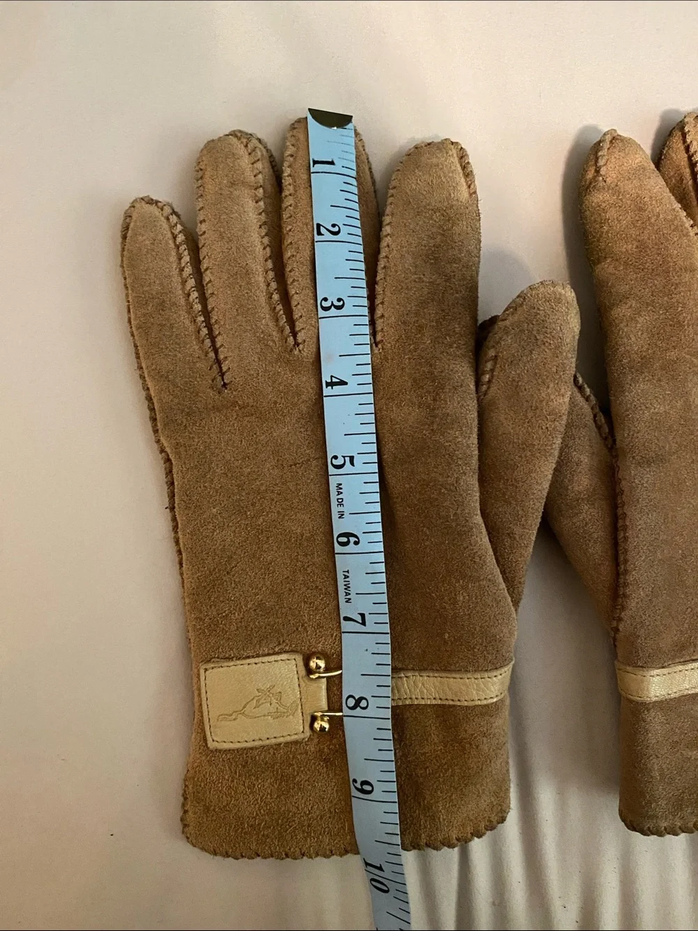 Leather Gloves with Horse Decorative Buckle - Tan